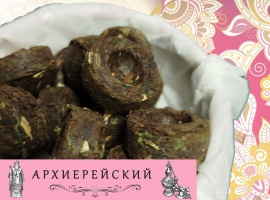Качественный пуэр в брикетах с аромаом ладана
